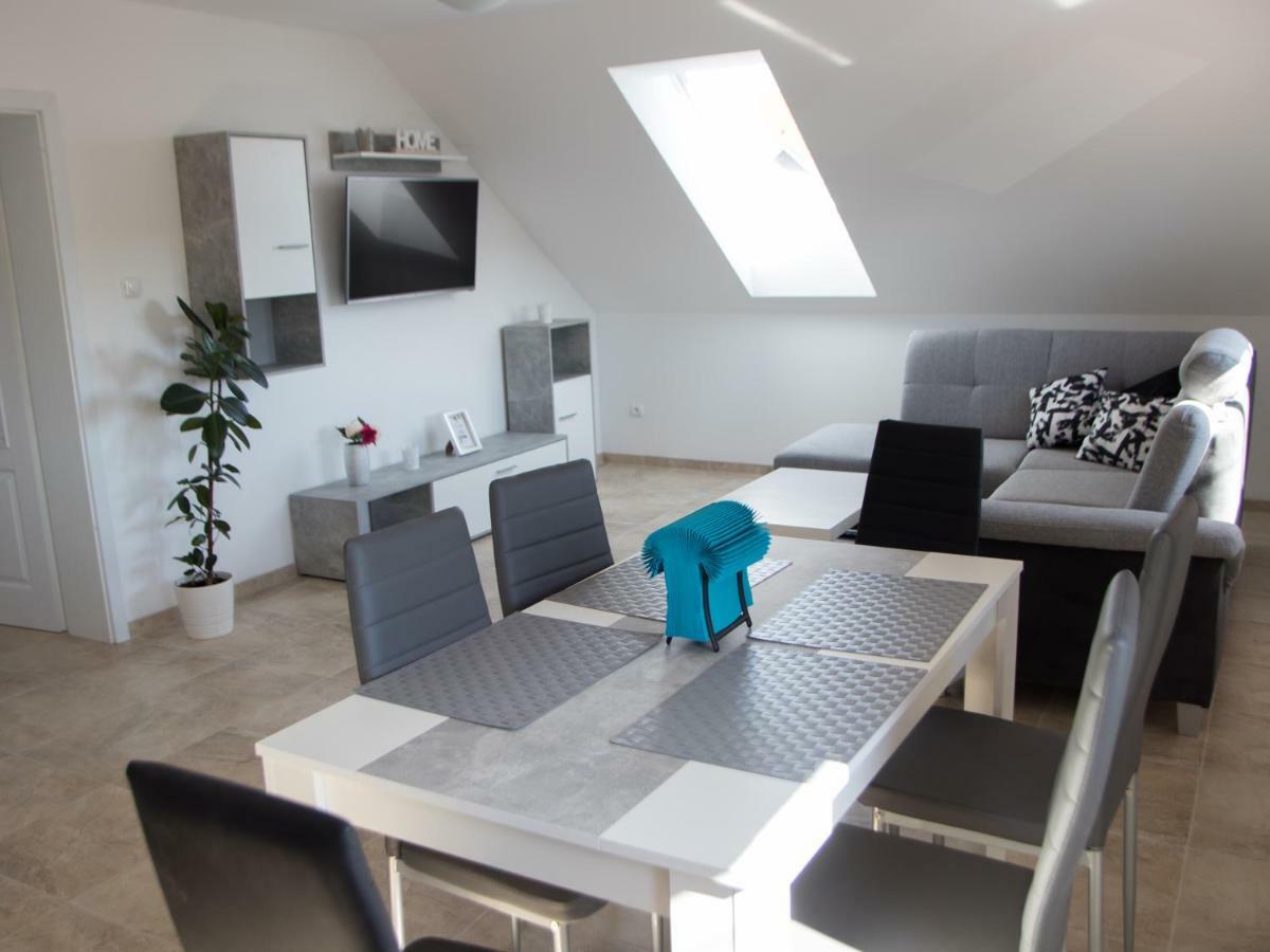 Apartman U Fuxu Zleby Экстерьер фото