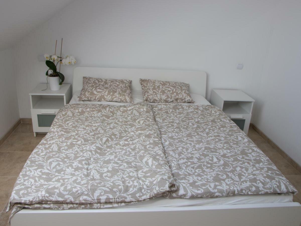 Apartman U Fuxu Zleby Экстерьер фото